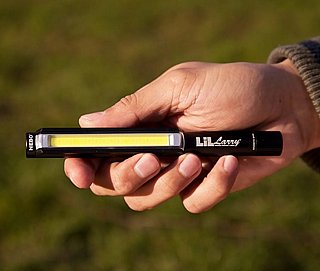 ��� ��� NEBO LIL LARRY 250LM